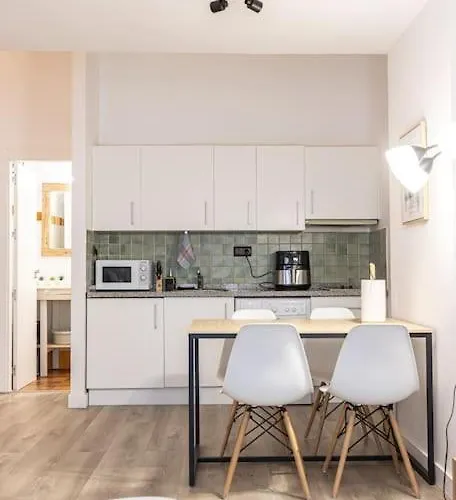 Zenia סיירה נבדה